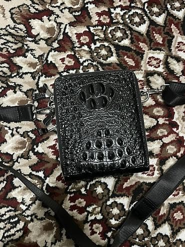 Сумка через плечо, компактная, с тиснением под крокодила. - Цвет at lalafo.kg Сумка через плечо, компактная, с тиснением под крокодила. - Цвет