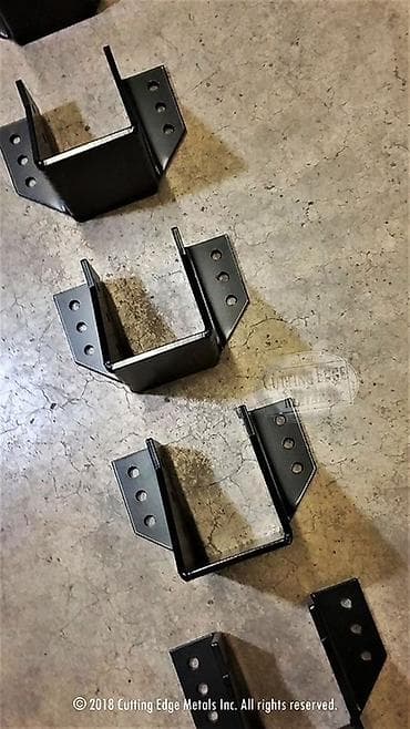 Балталар: Кронштейны-опоры для деревянных столбов/балок - Массивные стальные lalafo.kg да — 1 Балталар: Кронштейны-опоры для деревянных столбов/балок - Массивные стальные — 1