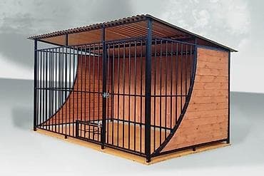 Уличный вольер для собак, разработанный для обеспечения безопасного и at lalafo.kg Уличный вольер для собак, разработанный для обеспечения безопасного и