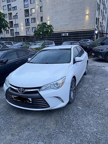 Toyota Camry: 2015 г., 2.5 л, Автомат, Бензин, Седан lalafo.kg да Toyota Camry: 2015 г., 2.5 л, Автомат, Бензин, Седан