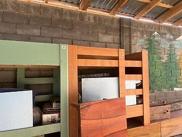 Двухъярусные кровати из дерева/ЛДСП - Конструкция: классические at lalafo.kg Двухъярусные кровати из дерева/ЛДСП - Конструкция: классические