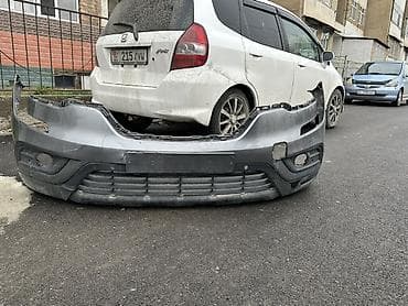 Бампер Honda, Оригинал at lalafo.kg Бампер Honda, Оригинал