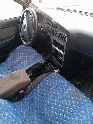 Daewoo Nexia: 2010 г., 1.5 л, Механика, Бензин, Седан at lalafo.kg Daewoo Nexia: 2010 г., 1.5 л, Механика, Бензин, Седан