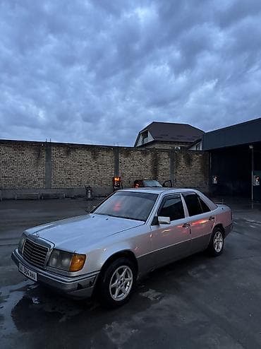 Mercedes-Benz W124: 1990 г., 2 л, Механика, Дизель, Седан at lalafo.kg Mercedes-Benz W124: 1990 г., 2 л, Механика, Дизель, Седан