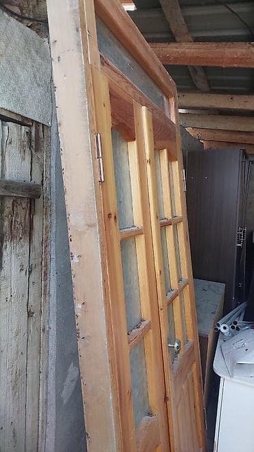 Межкомнатная дверь, Б/у, Со стеклом, Двухстворчатая, Деревянная, Распашная, С зеркалом at lalafo.kg Межкомнатная дверь, Б/у, Со стеклом, Двухстворчатая, Деревянная, Распашная, С зеркалом
