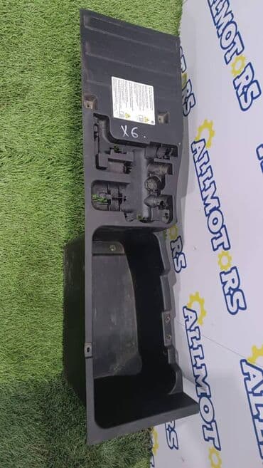 Обшивка багажника BMW Б/у, Оригинал at lalafo.kg Обшивка багажника BMW Б/у, Оригинал