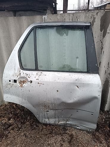 Дверь Задняя правая Honda, Б/у, Оригинал at lalafo.kg Дверь Задняя правая Honda, Б/у, Оригинал