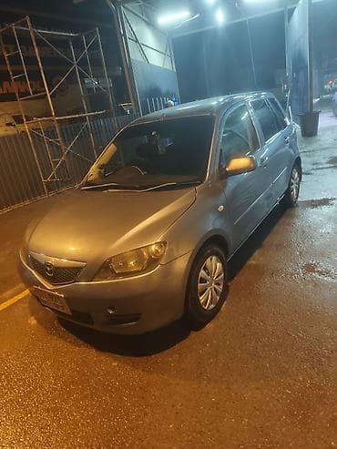 Mazda Demio: 2004 г., Бензин, Хэтчбэк at lalafo.kg Mazda Demio: 2004 г., Бензин, Хэтчбэк