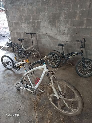 Набор из нескольких велосипедов для ремонта/на запчасти. В комплекте at lalafo.kg Набор из нескольких велосипедов для ремонта/на запчасти. В комплекте