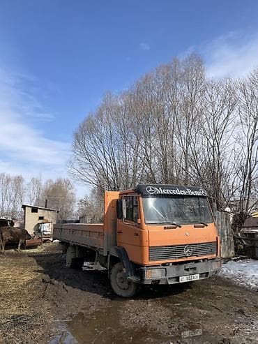 Грузовик, Mercedes-Benz, Стандарт, 7 т, Б/у at lalafo.kg Грузовик, Mercedes-Benz, Стандарт, 7 т, Б/у