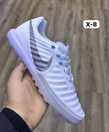 Сороконожки для футбола бутсы сороконожки подростковые, бутсы для at lalafo.kg Сороконожки для футбола бутсы сороконожки подростковые, бутсы для