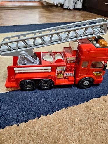 В новом состоянии! самовывоз 1000 мелочей. Игрушечная пожарная машина at lalafo.kg В новом состоянии! самовывоз 1000 мелочей. Игрушечная пожарная машина