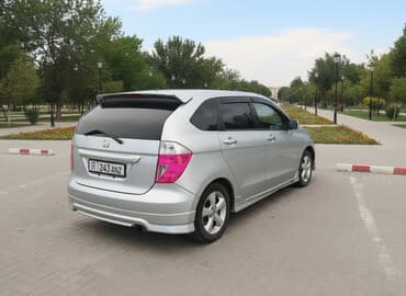 Honda Edix: 2005 г., 2 л, Автомат, Газ, Универсал at lalafo.kg Honda Edix: 2005 г., 2 л, Автомат, Газ, Универсал