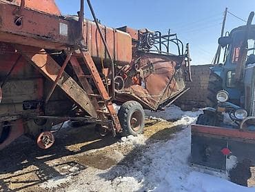 Рулонные пресс-подборщики: НА ХОДУ!!! Комбайн зерноуборочный (самоходный), классический клавишный at lalafo.kg — 5 Рулонные пресс-подборщики: НА ХОДУ!!! Комбайн зерноуборочный (самоходный), классический клавишный — 5