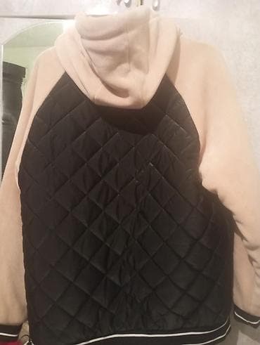 Бомбер, Осень-весна, С капюшоном at lalafo.kg Бомбер, Осень-весна, С капюшоном