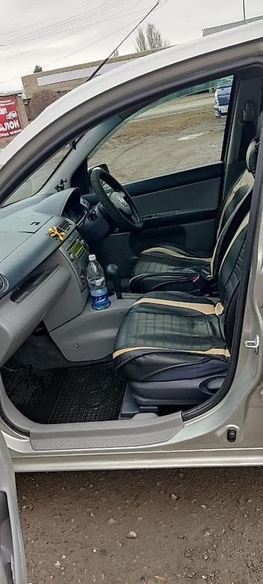 GAC: Mazda Verisa: 2003 г., Автомат, Бензин, Хэтчбэк at lalafo.kg — 8 GAC: Mazda Verisa: 2003 г., Автомат, Бензин, Хэтчбэк — 8