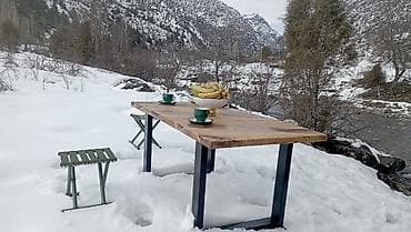 Стол для зала, Не раскладной, Прямоугольный at lalafo.kg Стол для зала, Не раскладной, Прямоугольный