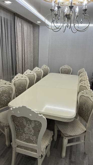Стол и стул для зала, Б/у, Самовывоз, цвет - Белый at lalafo.kg Стол и стул для зала, Б/у, Самовывоз, цвет - Белый