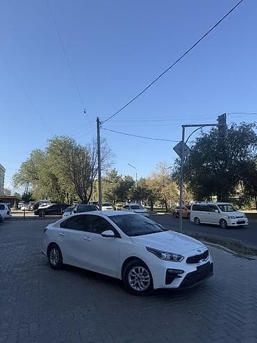 Kia K3: 2020 г., 1.6 л, Автомат, Бензин, Седан at lalafo.kg Kia K3: 2020 г., 1.6 л, Автомат, Бензин, Седан