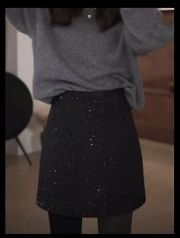 Юбка, Модель юбки: Прямая, Мини, По талии, С пайетками at lalafo.kg Юбка, Модель юбки: Прямая, Мини, По талии, С пайетками