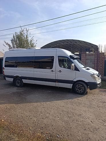 Пассажирский микроавтобус VIP-класса на базе Mercedes-Benz Sprinter at lalafo.kg Пассажирский микроавтобус VIP-класса на базе Mercedes-Benz Sprinter