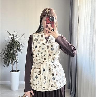 Классикалык желеттер: Жылууланган, Кездеме, Күз-жаз, Кыска модель, Кабып тигилген lalafo.kg да — 1 Классикалык желеттер: Жылууланган, Кездеме, Күз-жаз, Кыска модель, Кабып тигилген — 1