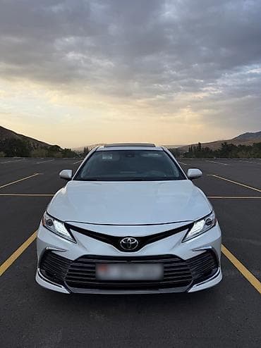 Toyota Camry: 2021 г., 2.5 л, Вариатор, Гибрид, Седан at lalafo.kg — 2 Toyota Camry: 2021 г., 2.5 л, Вариатор, Гибрид, Седан — 2