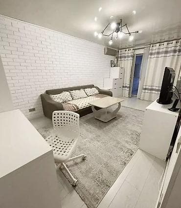 1 комната, 32 м², 5 мкр 104 серия, 3 этаж, Евроремонт at lalafo.kg 1 комната, 32 м², 5 мкр 104 серия, 3 этаж, Евроремонт