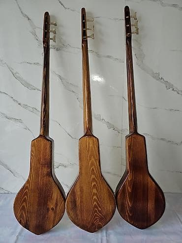 Комуз сатылат. Таза жыгачтан, кулактары жаңгак. (фанера эмес) lalafo.kg да — 2 Комуз сатылат. Таза жыгачтан, кулактары жаңгак. (фанера эмес) — 2