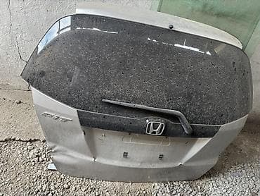 Крышка багажника Honda, Б/у, Оригинал at lalafo.kg Крышка багажника Honda, Б/у, Оригинал