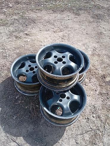 Литые Диски R 15 Комплект, отверстий - 4, Б/у at lalafo.kg Литые Диски R 15 Комплект, отверстий - 4, Б/у