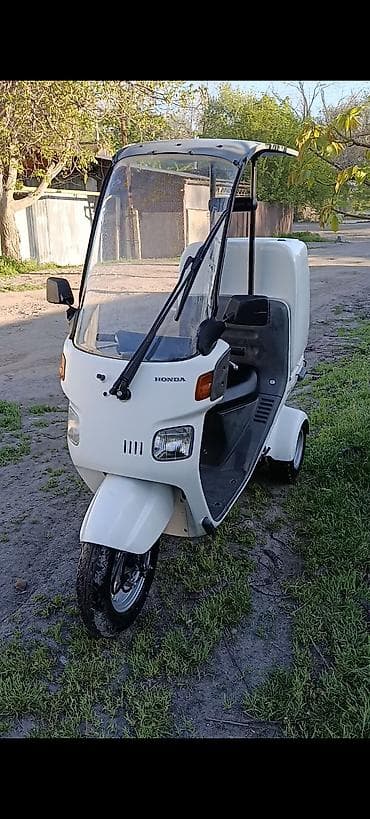 В продаже бензиновый скутер-трайк Honda Gyro Canopy, модель TA-03, в at lalafo.kg В продаже бензиновый скутер-трайк Honda Gyro Canopy, модель TA-03, в