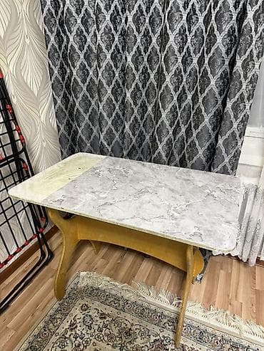 Кухонный стол, Прямоугольный, Нераскладной at lalafo.kg Кухонный стол, Прямоугольный, Нераскладной