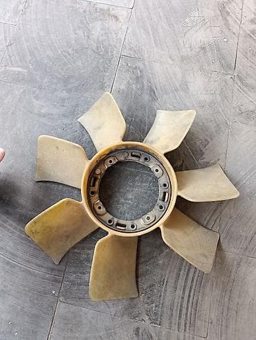 Вентилятор Toyota at lalafo.kg Вентилятор Toyota