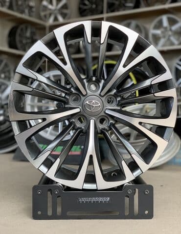 Литые Диски R 18 Toyota, Комплект, отверстий - 5, Новый at lalafo.kg Литые Диски R 18 Toyota, Комплект, отверстий - 5, Новый