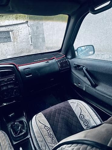 Volkswagen Passat: 1989 г., 1.8 л, Механика, Бензин, Универсал at lalafo.kg — 6 Volkswagen Passat: 1989 г., 1.8 л, Механика, Бензин, Универсал — 6