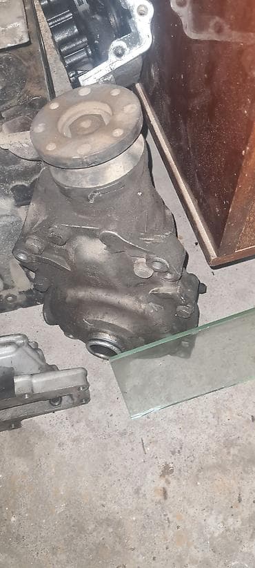 Передний редуктор BMW at lalafo.kg Передний редуктор BMW