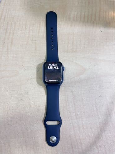 Смарт-часы Apple Watch (7 серия) в синем цвете. Основные at lalafo.kg Смарт-часы Apple Watch (7 серия) в синем цвете. Основные