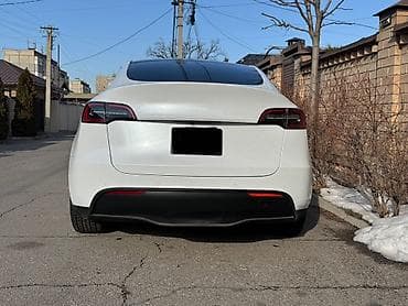 Tesla Model Y: 2022 г., 0.1 л, Автомат, Электромобиль, Кроссовер at lalafo.kg — 5 Tesla Model Y: 2022 г., 0.1 л, Автомат, Электромобиль, Кроссовер — 5