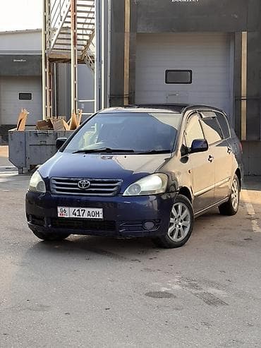 Toyota Ipsum: 2003 г., 2.4 л, Автомат, Бензин, Минивэн at lalafo.kg Toyota Ipsum: 2003 г., 2.4 л, Автомат, Бензин, Минивэн