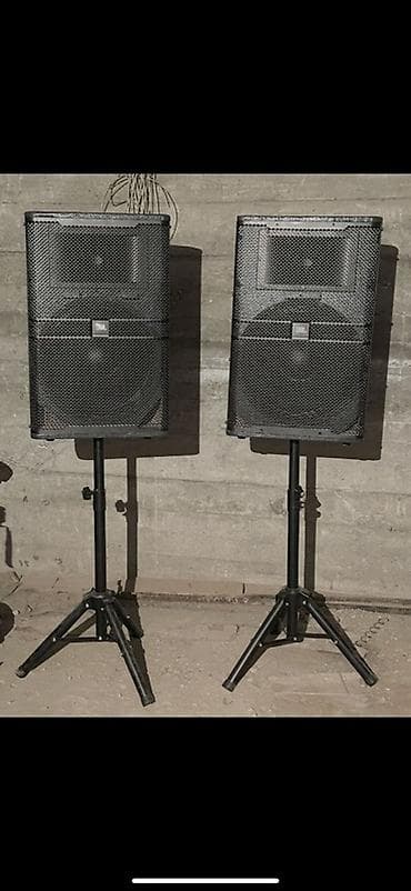 Пара акустических колонка JBL на стойках + и кабели. Динамик 15дюм at lalafo.kg Пара акустических колонка JBL на стойках + и кабели. Динамик 15дюм