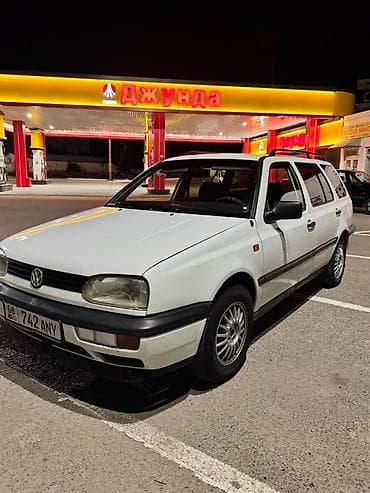 Volkswagen Golf: 1993 г., Механика at lalafo.kg Volkswagen Golf: 1993 г., Механика