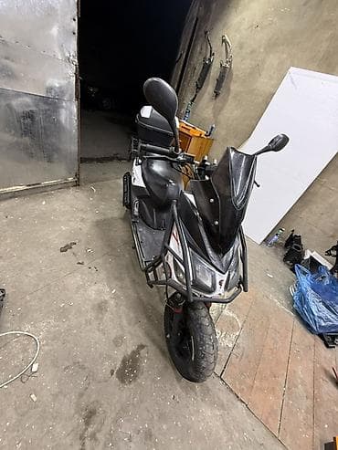 Скутеретта 150 куб. см, Бензин, Б/у at lalafo.kg Скутеретта 150 куб. см, Бензин, Б/у