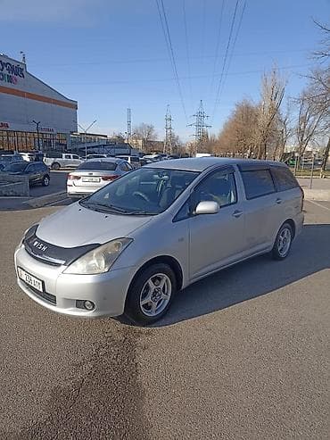 Toyota WISH: 2003 г., 1.8 л, Автомат, Бензин, Универсал at lalafo.kg Toyota WISH: 2003 г., 1.8 л, Автомат, Бензин, Универсал