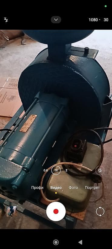 Молотковые дробилки: . Дробилка молотковая 5 кВт 3 тысяч оборот.380 в. зерно дробилка at lalafo.kg — 9 Молотковые дробилки: . Дробилка молотковая 5 кВт 3 тысяч оборот.380 в. зерно дробилка — 9