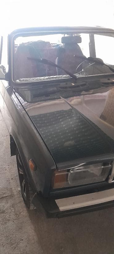 ВАЗ (ЛАДА) 2107: 2004 г., Седан at lalafo.kg ВАЗ (ЛАДА) 2107: 2004 г., Седан