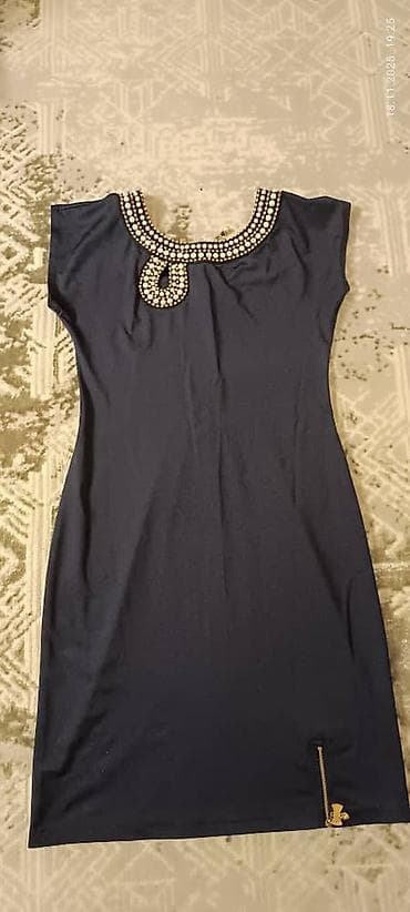 Вечернее платье, Коктейльное, Короткая модель, Без рукавов, Камни, L at lalafo.kg Вечернее платье, Коктейльное, Короткая модель, Без рукавов, Камни, L