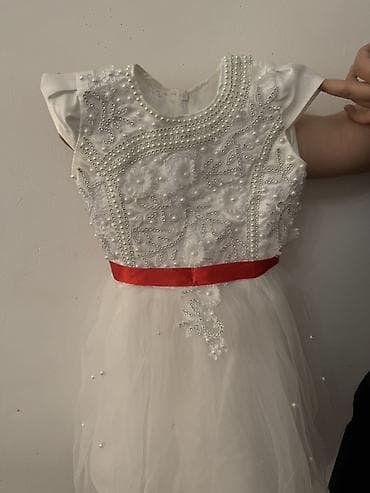 Детское платье, цвет - Белый at lalafo.kg Детское платье, цвет - Белый