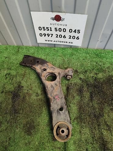 Передний правый рычаг Hyundai 2012 г., Б/у, Оригинал at lalafo.kg Передний правый рычаг Hyundai 2012 г., Б/у, Оригинал