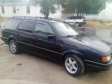 Volkswagen Passat: 1988 г., 1.8 л, Механика, Бензин, Универсал at lalafo.kg Volkswagen Passat: 1988 г., 1.8 л, Механика, Бензин, Универсал